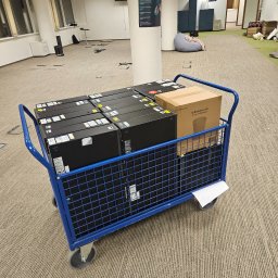 PRZEDSIĘBIORSTWO HANDLOWO-USŁUGOWE MAŁGORZATA RUDNIK - Posiadamy kilka wózków na samochodzie.