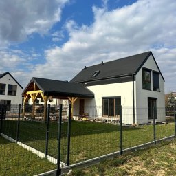 D.Z.P. SPÓŁKA Z OGRANICZONĄ ODPOWIEDZIALNOŚCIĄ - Dom 100 m2 z wiatą garażową