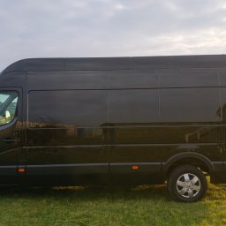 Transport busem Huta 1