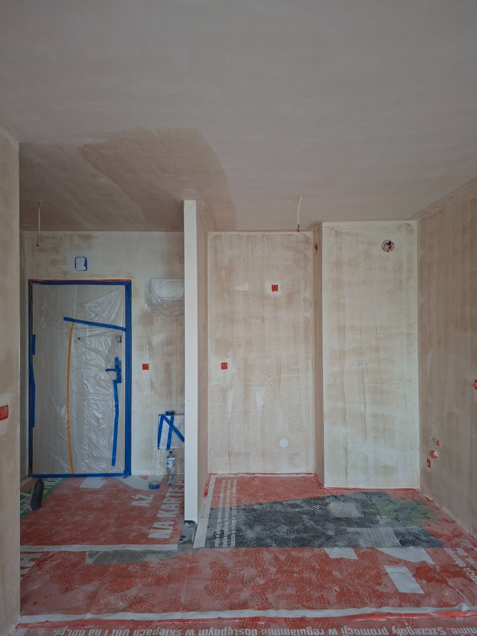 Przygotowanie pod gładź,etap gruntowania po szlifie mleczka