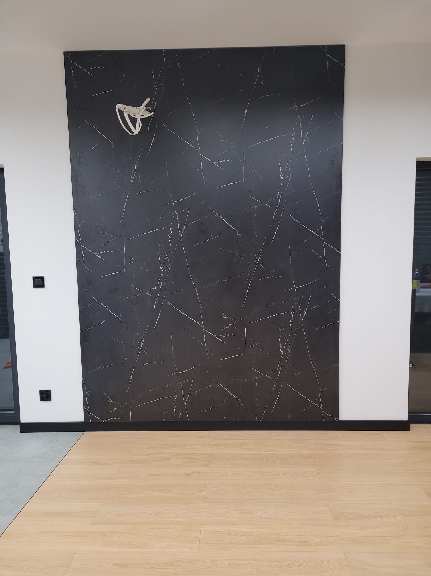 Montaż płyt meblowych