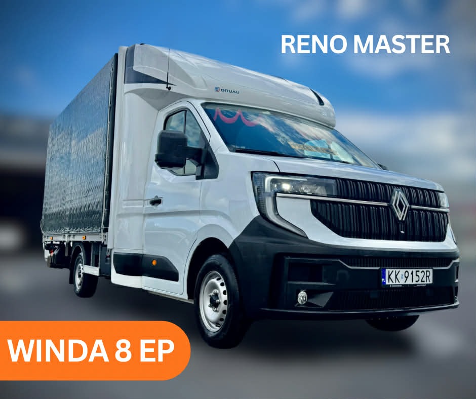 Biały samochód dostawczy Reno Master z plandeką i windą załadowczą, widok z przodu na tle błękitnego nieba. Widoczna tablica rejestracyjna i oznaczenia modelu.