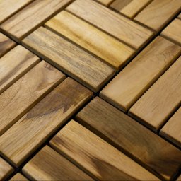 R-I-W GRUPA SPÓŁKA Z OGRANICZONĄ ODPOWIEDZIALNOŚCIĄ - gotowe elementy tarasowe z drewna egzotycznego.