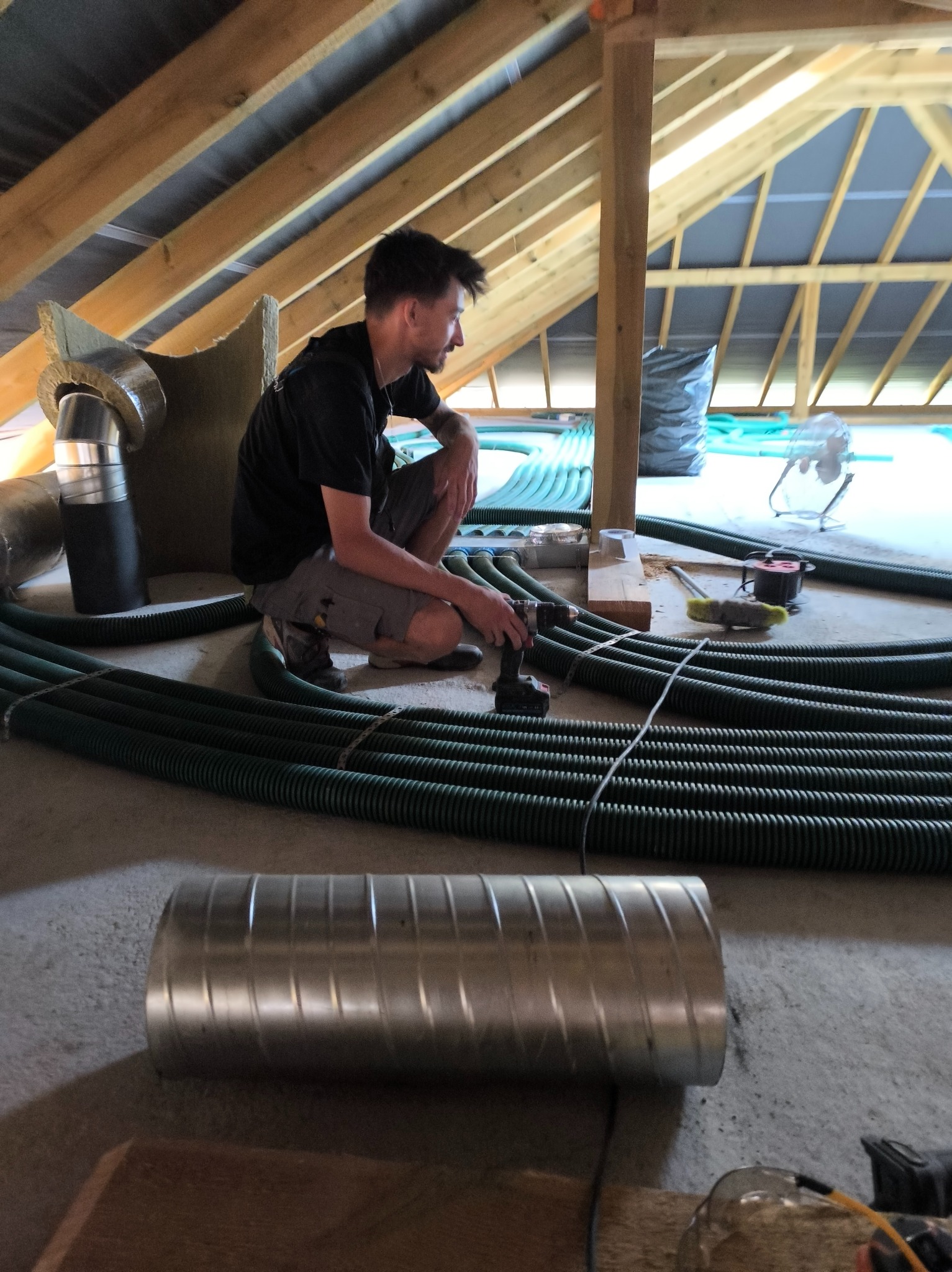 Instalacja na stropie plus odwierty