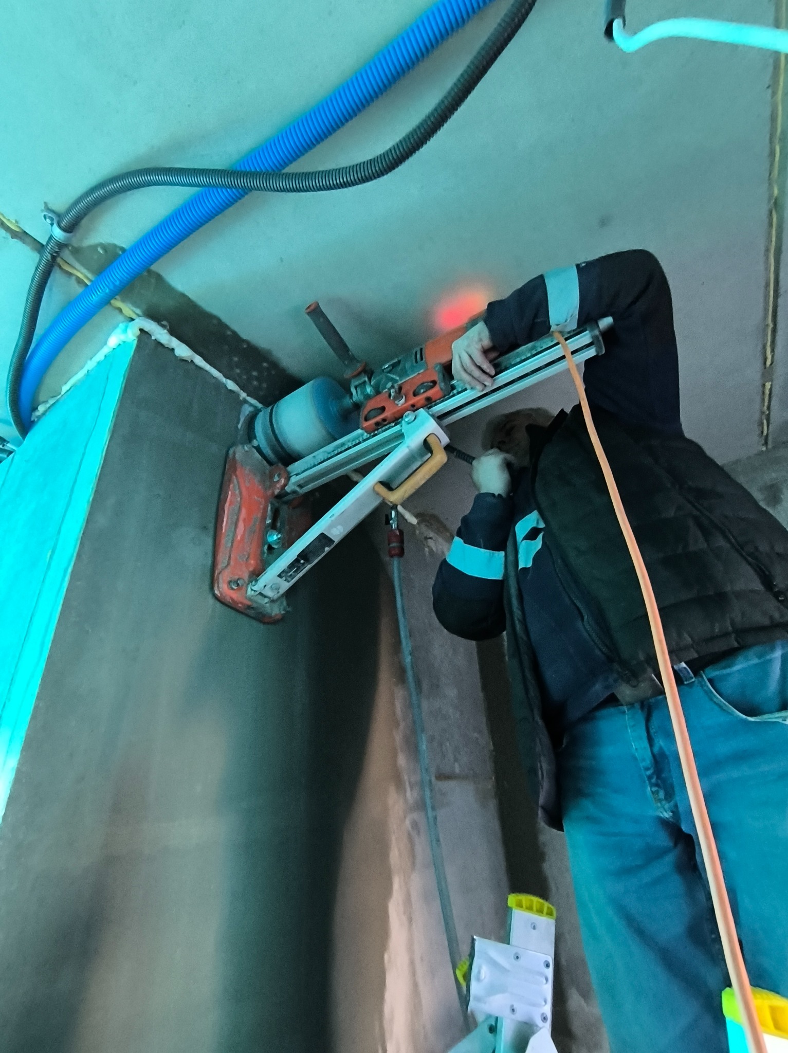 Nie kujemy, wiercimy odpowiednie otwory