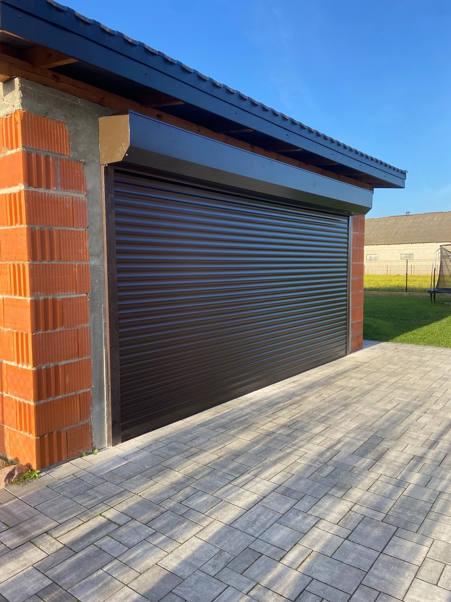 (realizacja) Brama rolowana profil P-77