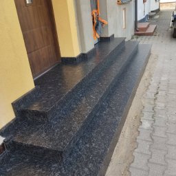 USŁUGI KAMIENIARSKIE I WIELOBRANŻOWE "SPEC-KAM" EWELINA DOMŻALSKA - Tarasy kamienne Ostr&oacute;da