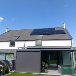 Nexbe - Realizacja instalacji fotowoltaicznej na dachu domu jednorodzinnego – montaż paneli PV.