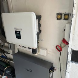 Nexbe - Profesjonalny montaż rozdzielnicy elektrycznej – staranne wykonanie instalacji elektrycznej.