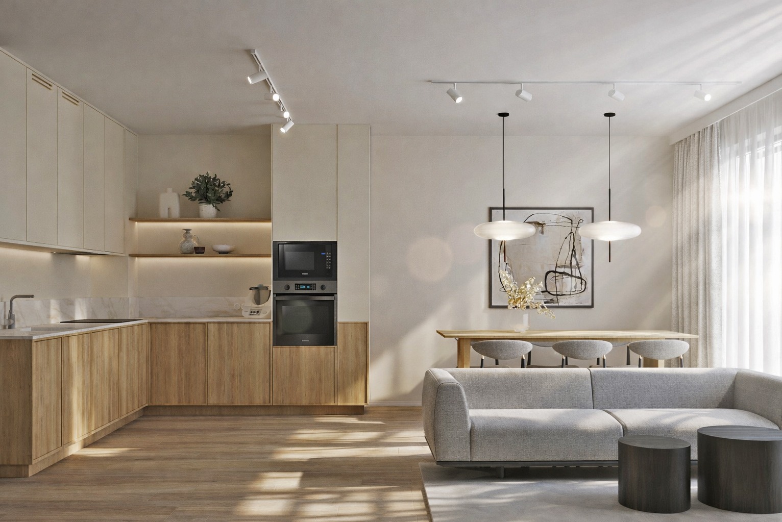 Jasna kuchnia z drewnianymi szafkami i nowoczesnym oświetleniem punktowym. W tle stół jadalny z szarymi krzesłami i minimalistyczna sofa.