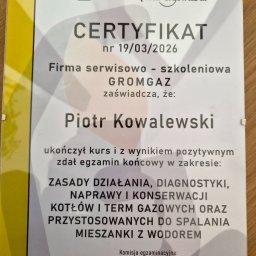 Piotr Kowalewski - Certyfikat firmy Gromgaz potwierdzający ukończenie kursu z zakresu działania, diagnostyki, naprawy i konserwacji kotłów gazowych przez Piotra Kowalewskiego.