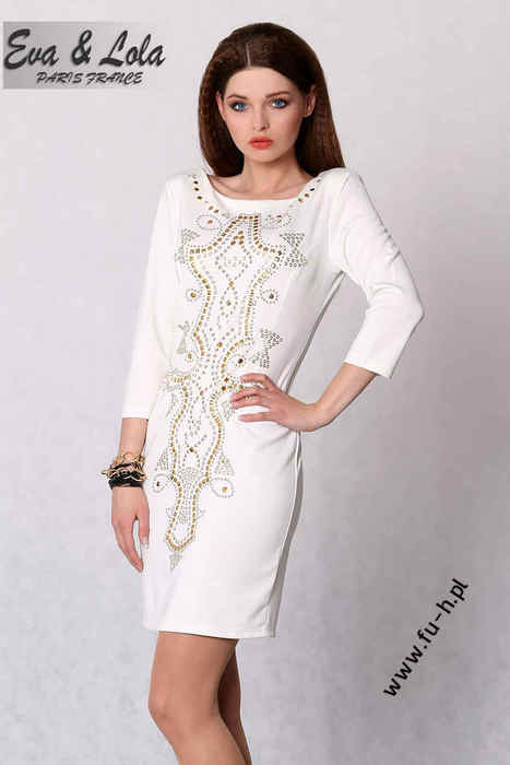 Sukienka z rękawem 3/4 i zdobnymi dżetami z przodu - biały