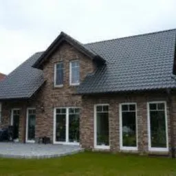 wykonywanie więźby dachowej wraz z pokryciem