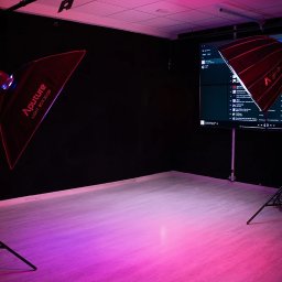 Blue tn sp. j - Studio nagrań i reżyserka