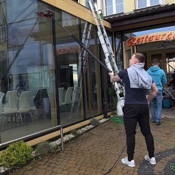 Panel Cleaner - Hotel mycie paneli szklanych