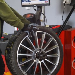 DEWIZA PLUS Monika Bednarska - Euromaster Bednarscy Serwis i sprzedaż opon oraz mechanika pojazdów ciężarowych, dostawczych i osobowych