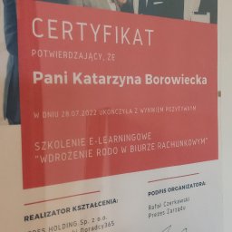 Biuro Rachunkowe Calma - Certyfikat ukończenia szkolenia e-learningowego 'Wdrożenie RODO w biurze rachunkowym' dla Pani Katarzyny Borowieckiej, wydany przez Ceres Holding Sp. z o.o.