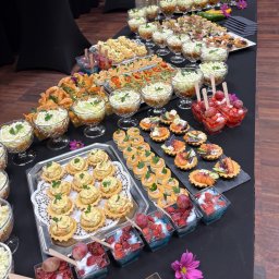 Gabriela Catering - 