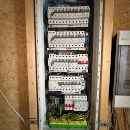 ELEKTRO-DAN INSTALACJE ELEKTRYCZNE DANIEL KULAK - 