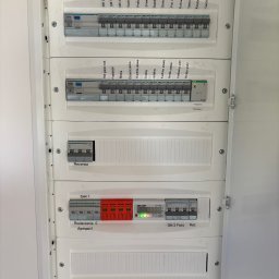 Instalatorstwo elektryczne Bęczkowski Tomasz - 