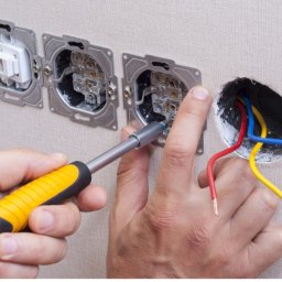ekstra prąd Bartosz Rogowski - Wymiana Instalacji Elektrycznej w Mieszkaniu Białystok