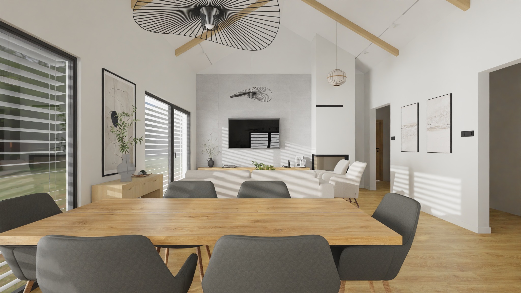 Nowoczesny salon z jadalnią: drewniany stół i szare krzesła, w tle otwarta przestrzeń z wysokim sufitem, belkami i designerską lampą. TV na betonowej ścianie, kominek, duże okna z pasmami światła.