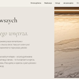 Nexona - Zrzut ekranu strony internetowej firmy Interbud MP. z nagłówkiem 'Od pierwszych ustaleń do gotowego wnętrza' i fragmentem luksusowego wnętrza z marmurową ścianą i drewnianymi panelami.
