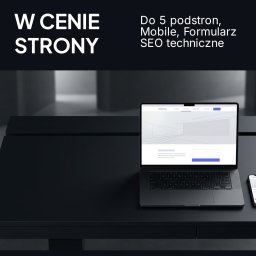 Forma Wzierunku - Ciemne, minimalistyczne biurko z laptopem prezentującym szkic strony internetowej i smartfonem. Nad nimi tekst: 'W CENIE STRONY' z informacją o 5 podstronach, mobile i SEO.
