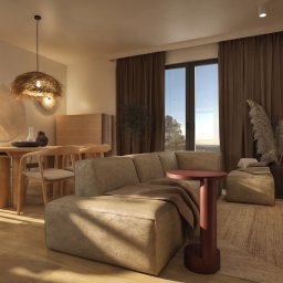 FOGU.studio projektowe wnętrz Paola Major - Nowoczesny salon z jadalnią w ciepłych barwach, beżowa sofa, drewniany stół z krzesłami, pleciona lampa, kominek z ryflowanymi płytkami, duże okna z brązowymi zasłonami.