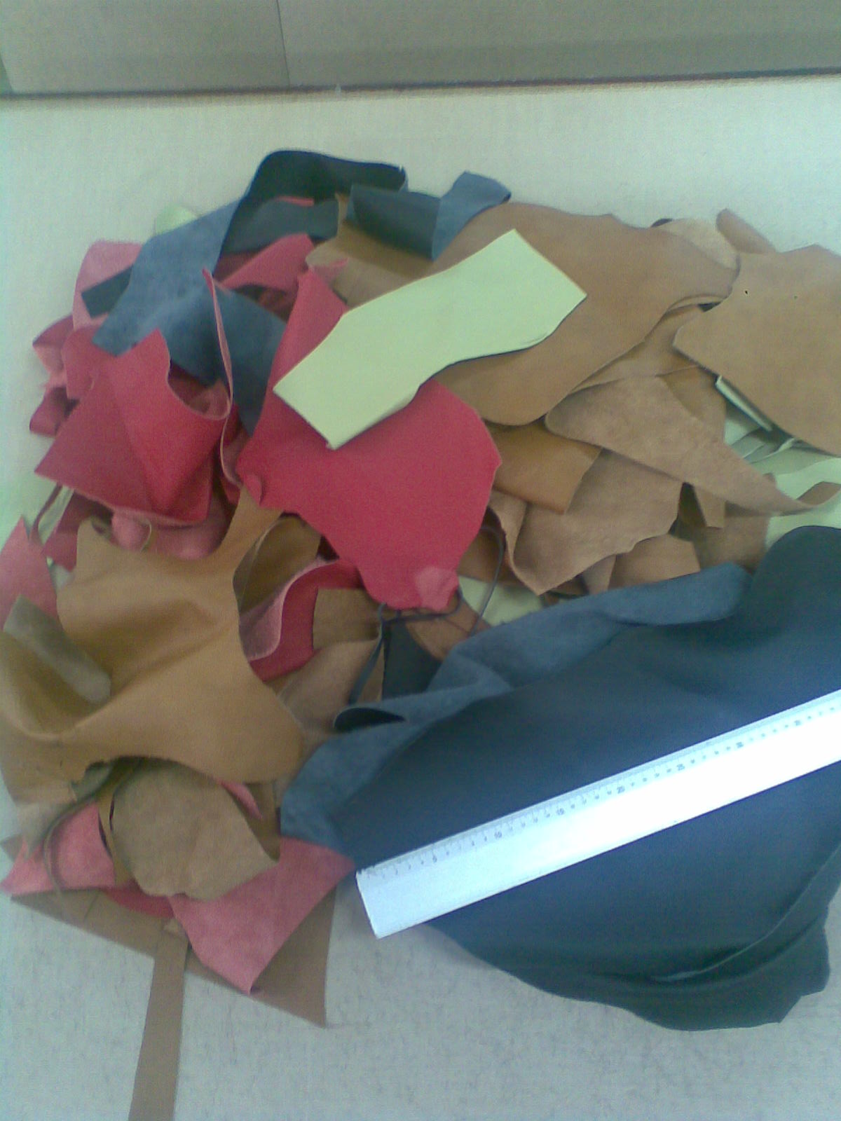 ścinki użytkowe skór