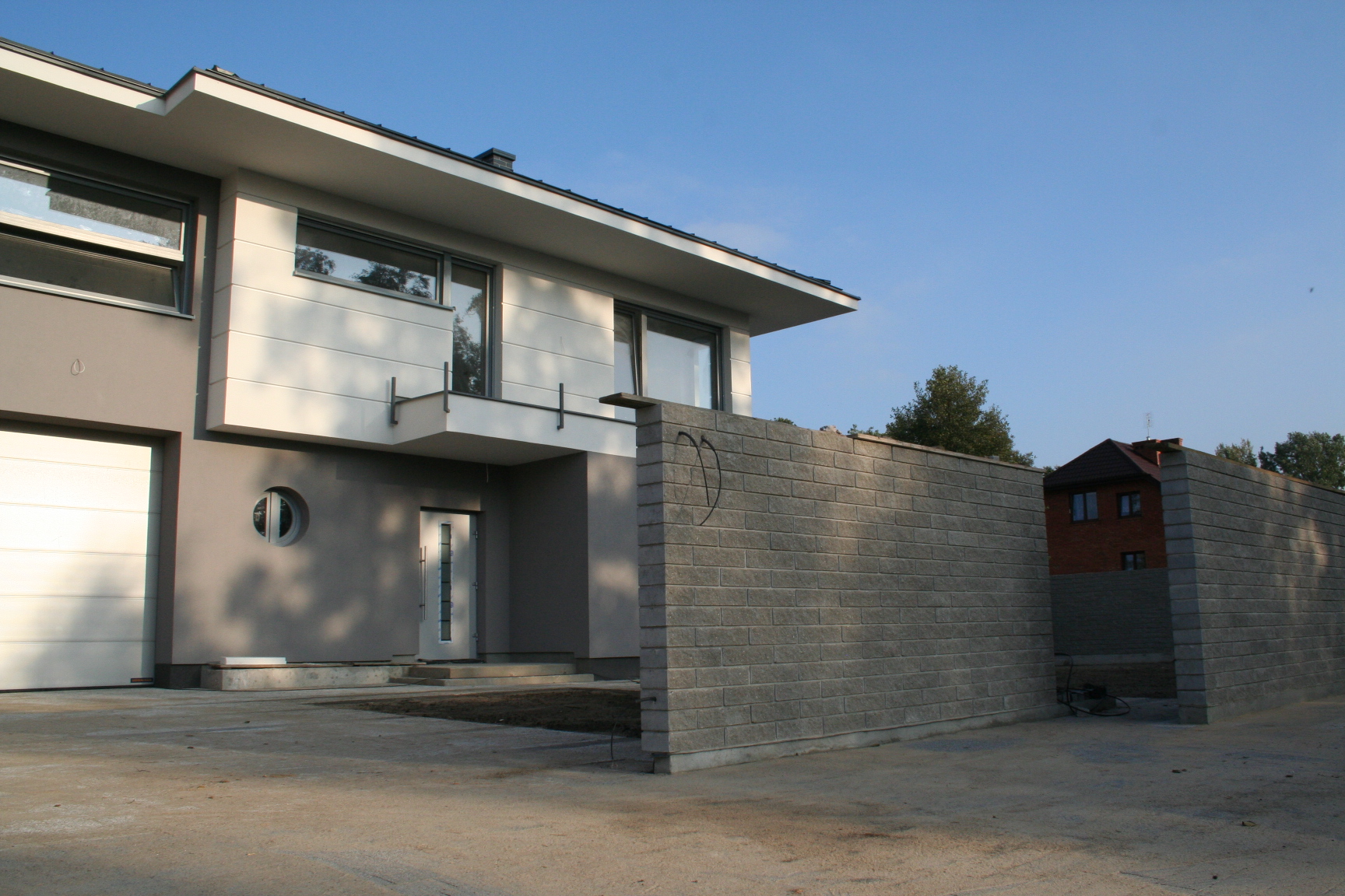 nowoczesne i eleganckie ogrodzenia i elewacje