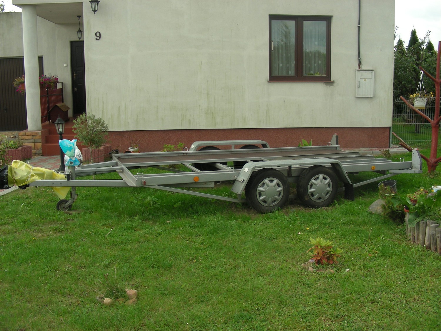 transport towarów do 1,5 t bus, laweta