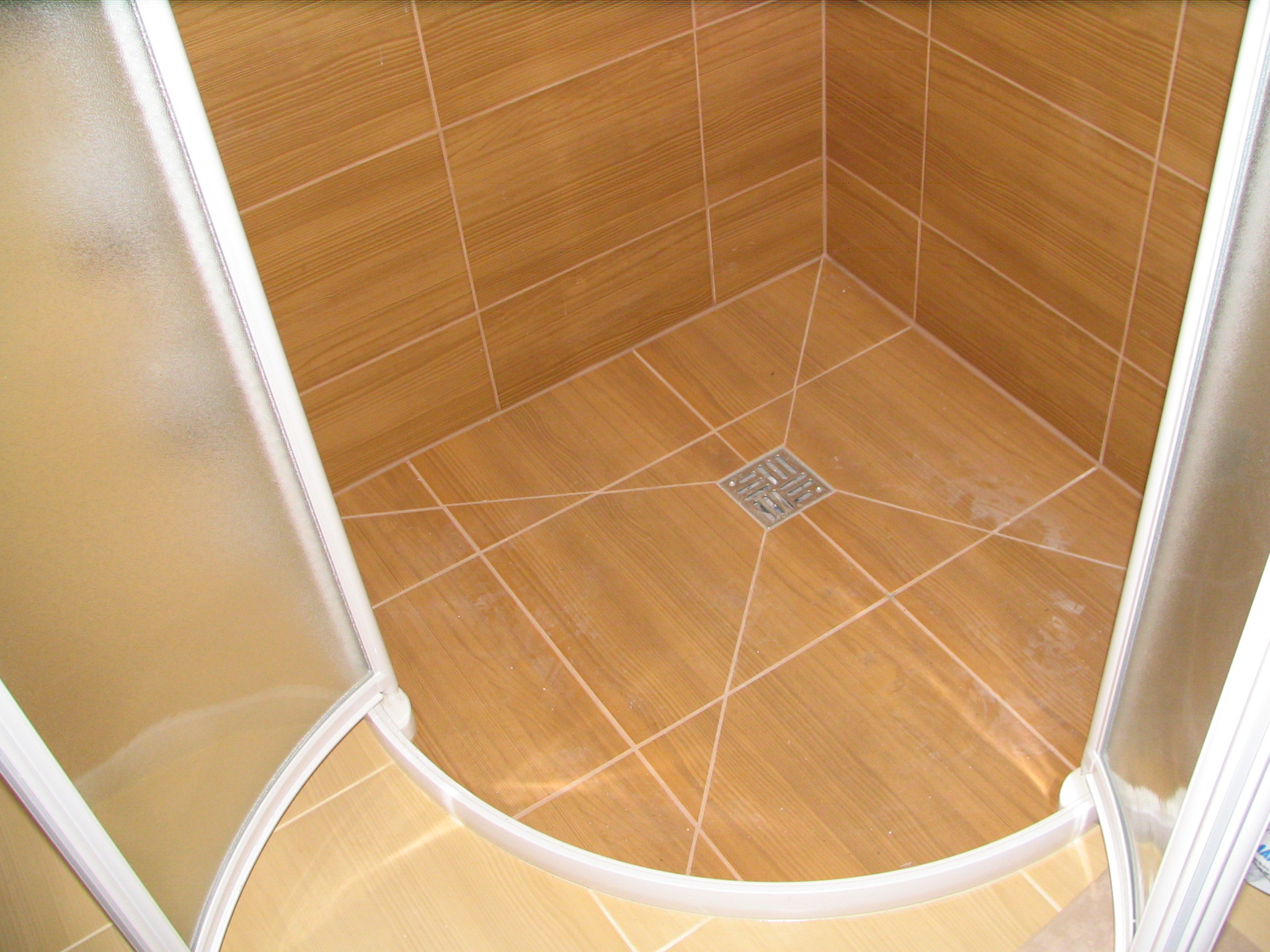 Remonty Mieszkan ,Wykonczenia Wnętrz ,Flizowanie