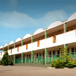 oferuje salę na sylwestra 80-100 osób z noclegami