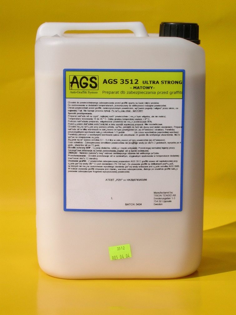 Biały kanister z etykietą 'AGS 3512 Ultra Strong - MATOWY - Anti-Graffiti System. Preparat do zabezpieczania przed graffiti' na żółtym tle, prezentujący środek do zabezpieczania powierzchni przed...