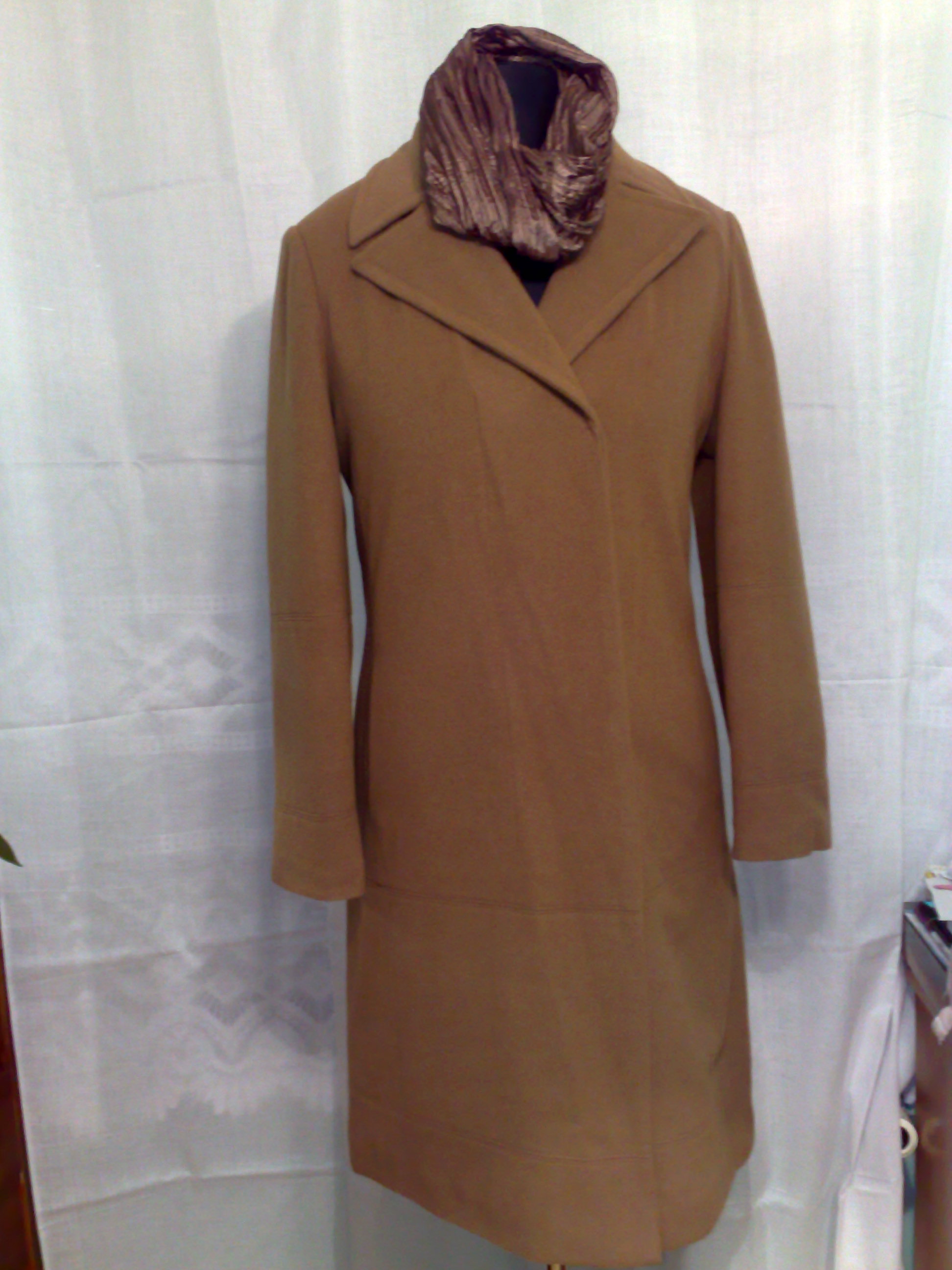 Plaszce damskie welniane