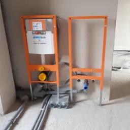 Instalacje sanitarne - stelaże do Wc i bidet firmy Werith.