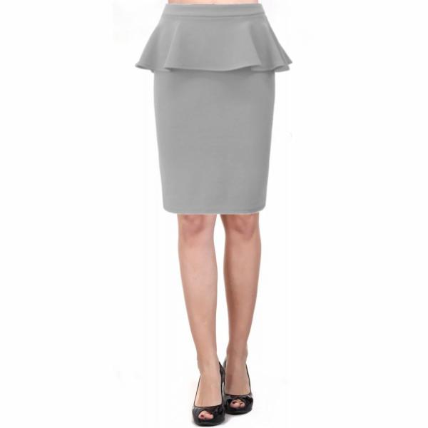 Spódnice z baskinką. Długość mini.