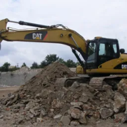 Wykonujemy prace rozbiórkowe, demontażowe i ziemne