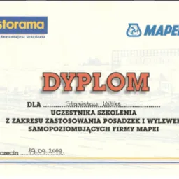 Dyplom dla Stanisława Wittke za uczestnictwo w szkoleniu z zakresu zastosowania posadzek i wylewek samopoziomujących firmy Mapei, wydany w Szczecinie 19.09.2009, z logotypami Castorama i Mapei.