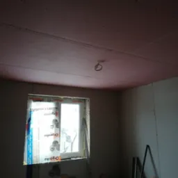 Wykonanie zabudowy g-k sufitu oraz ścian