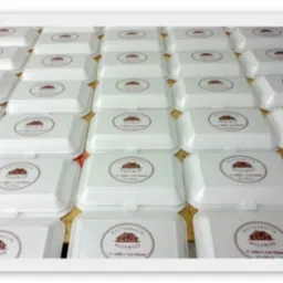 Opakowania styropianowe - Pojemniki obiadowe z NADRUKIEM