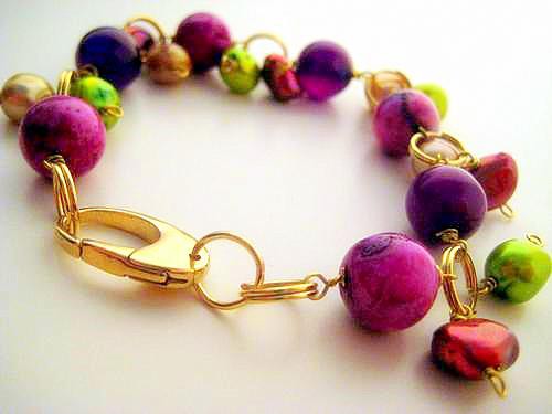 Import biżuteri i dodatków mody z Włoch.