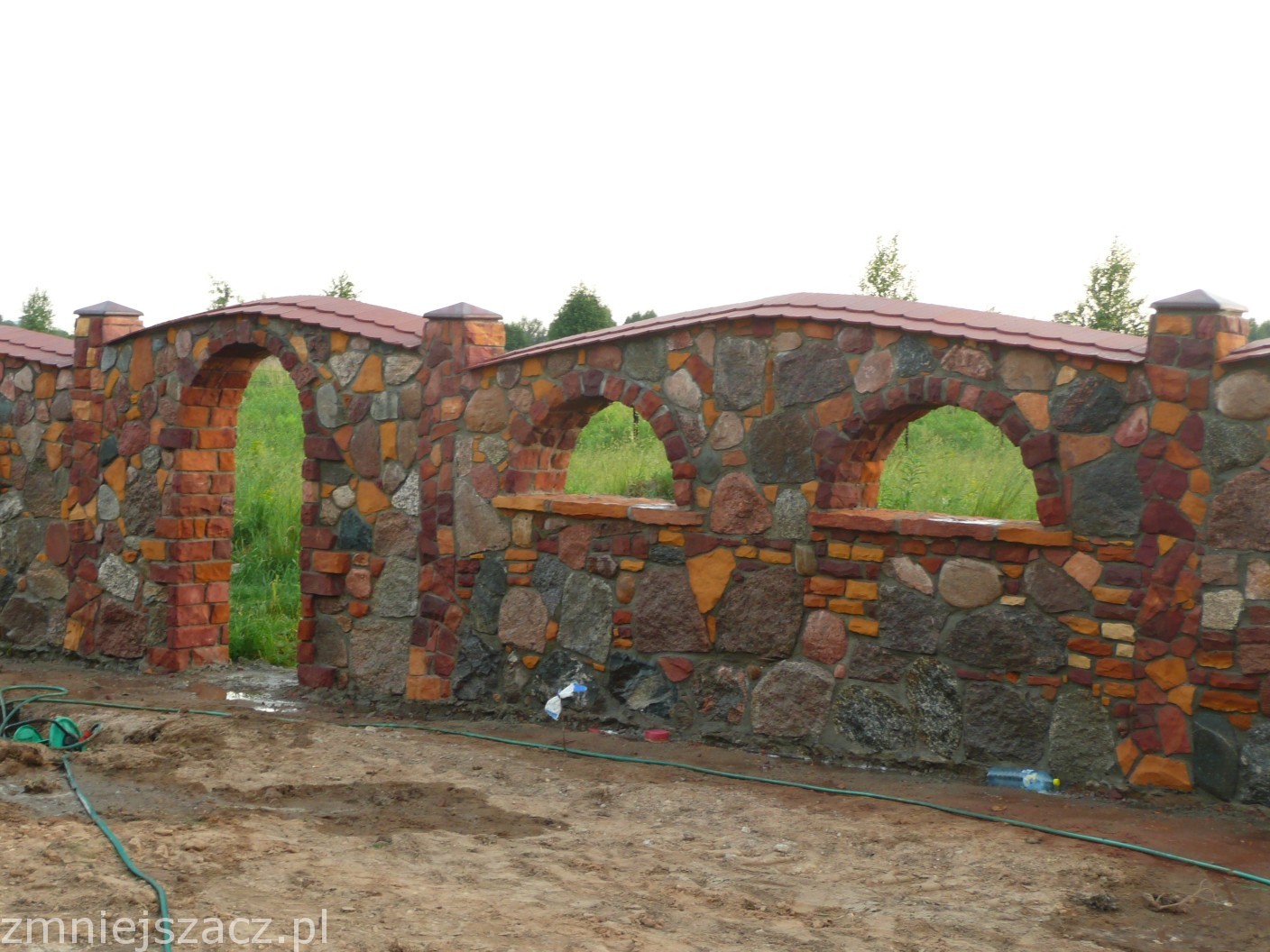 Ogrodzenia z Kamienia, Piaskowca, Altany Grylle, Kaskady.