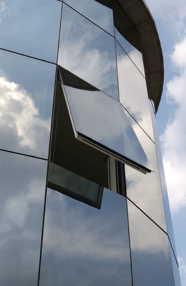 producent- aluminium/szkło -fasady, okiennice, drzwi szklane, ogrody zimowe, żaluzje fasadowe,