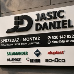 Daniel Jasic - Urządzenie Łazienki Środa Śląska