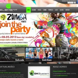 Ekran monitora prezentujący stronę internetową klubu fitness w Pile, z dynamiczną grafiką Zumby i informacjami o zajęciach cardio, fitness i siłowych.