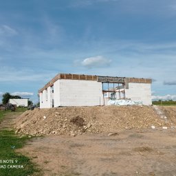 Budowlaniec - Fundament Zdów