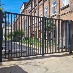 WODORACKI GATES AND AUTOMATION SOLUTIONS Zbigniew Romuk-Wodoracki - Ogrodzenia Police