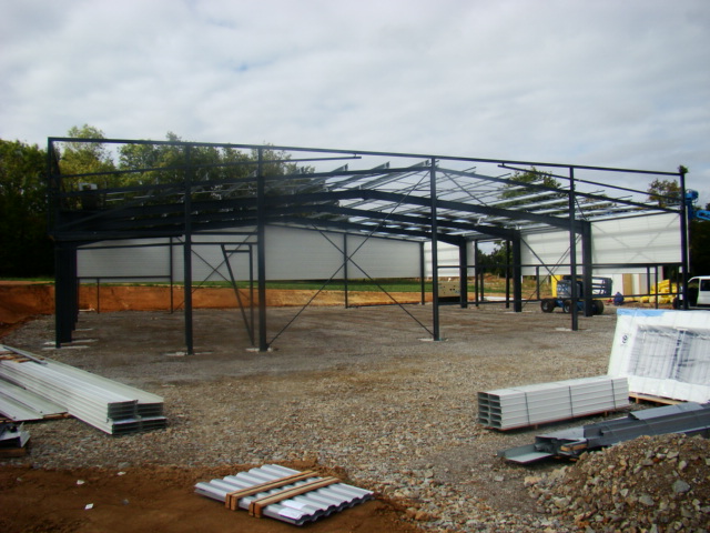 Montaż konstrukcji stalowych